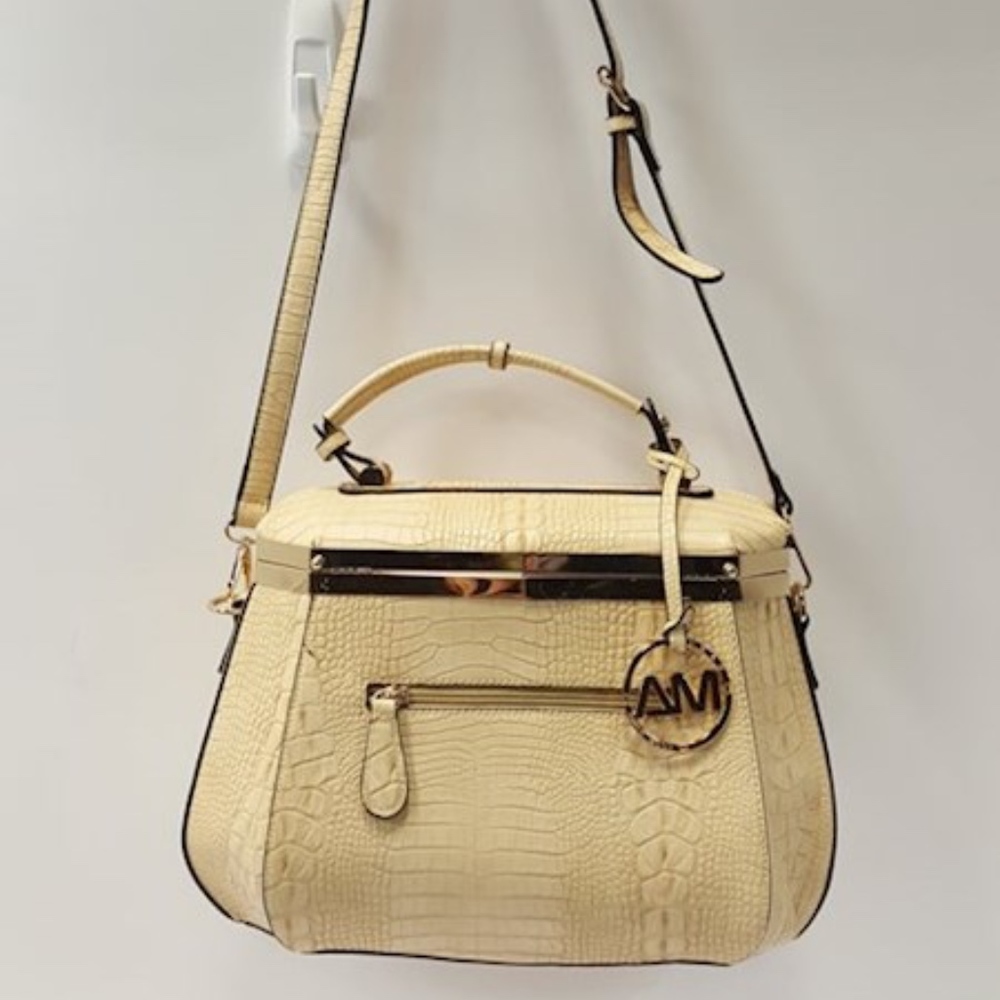 Ameri Mode Beige Faux Alligator Purse - image 3